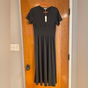 Heartloom Archie dress size s NWT